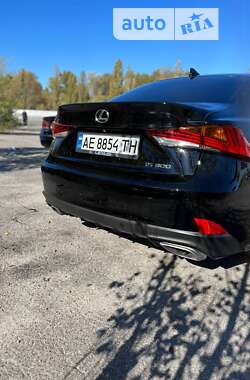 Седан Lexus IS 2017 в Дніпрі фото 9 Седан Lexus IS 2017 в Дніпрі