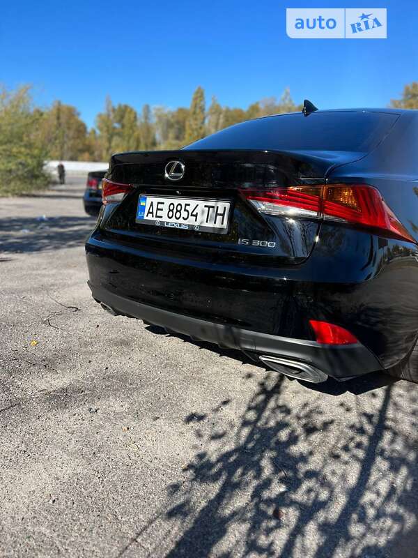 Седан Lexus IS 2017 в Дніпрі фото 9 Седан Lexus IS 2017 в Дніпрі