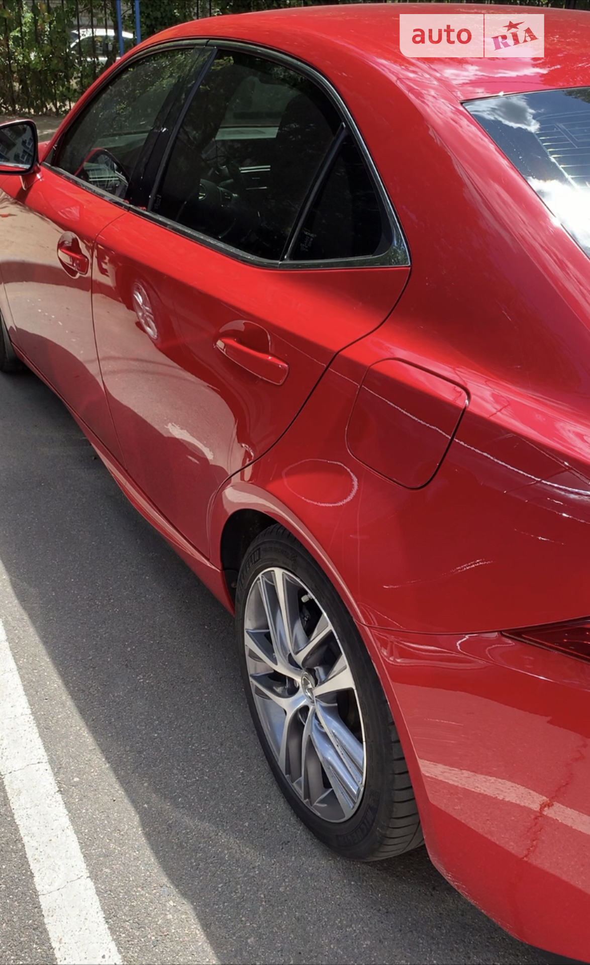 2017 Lexus IS - мініатюра 3