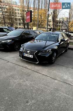 Седан Lexus IS 2017 в Києві