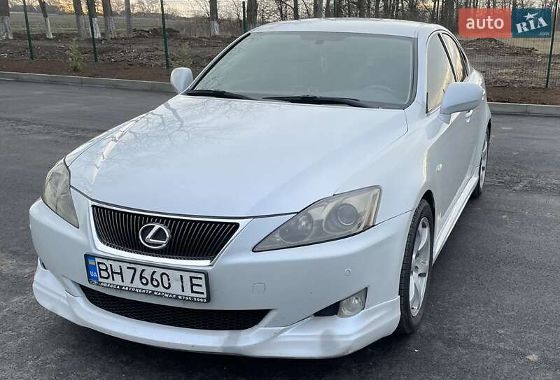 Седан Lexus IS 2007 в 