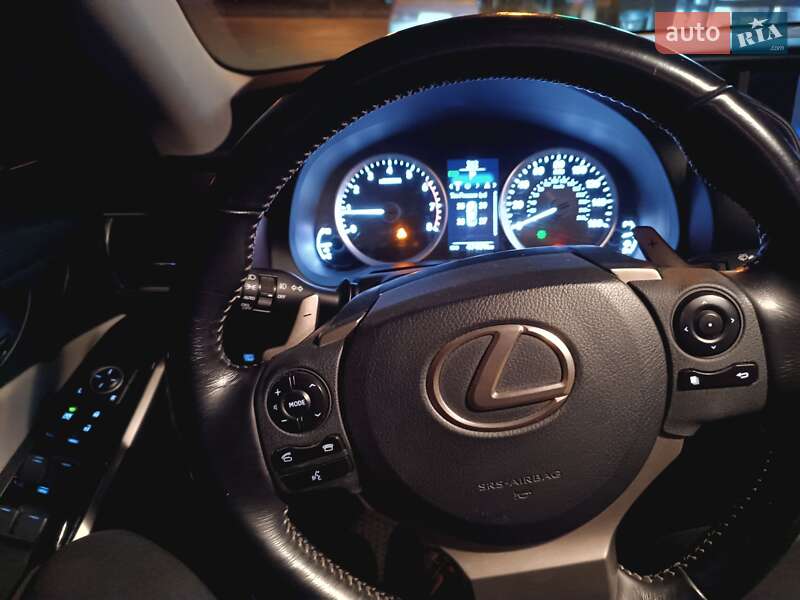 Седан Lexus IS 2016 в Запорожье