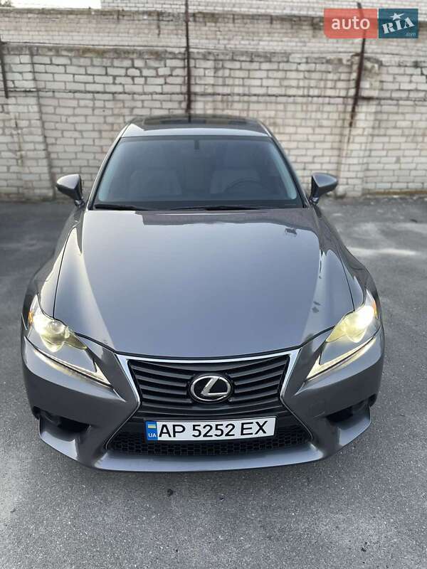 Седан Lexus IS 2016 в Запорожье