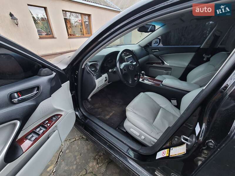 Седан Lexus IS 2007 в Харькове фото 7 Седан Lexus IS 2007 в Харькове