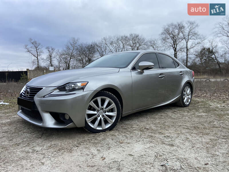 Седан Lexus IS 2013 в Полтаве