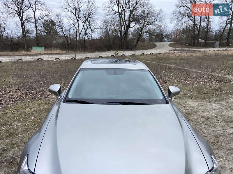 Седан Lexus IS 2013 в Полтаве