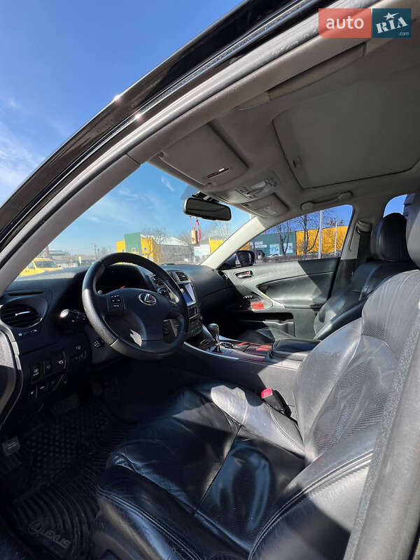 Седан Lexus IS 2007 в Житомире