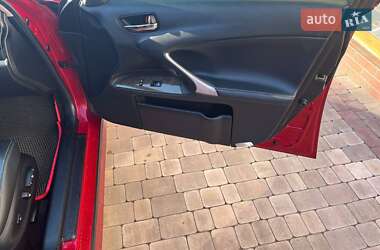 Седан Lexus IS 2011 в 