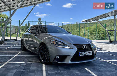 Седан Lexus IS 2015 в Ивано-Франковске