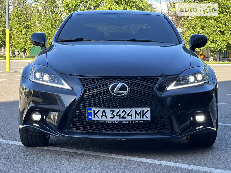 Седан Lexus IS 2007 в Києві