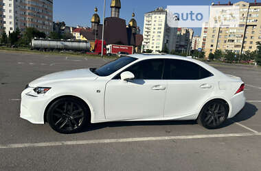 Седан Lexus IS 2016 в Ивано-Франковске