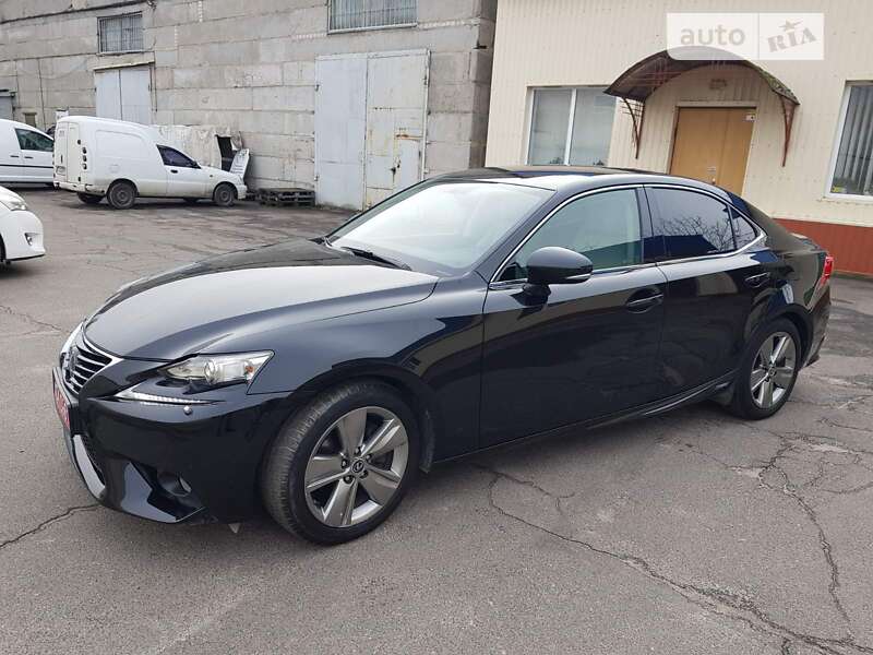 Седан Lexus IS 2014 в Черкассах