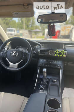 Седан Lexus IS 2014 в Киеве