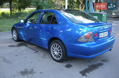 Седан Lexus IS 2003 в Киеве