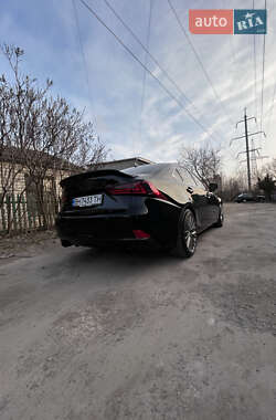 Седан Lexus IS 2013 в 