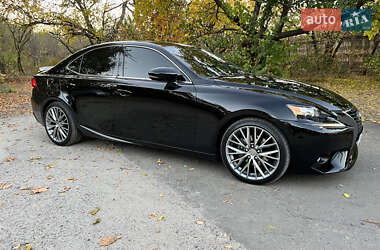 Седан Lexus IS 2013 в 