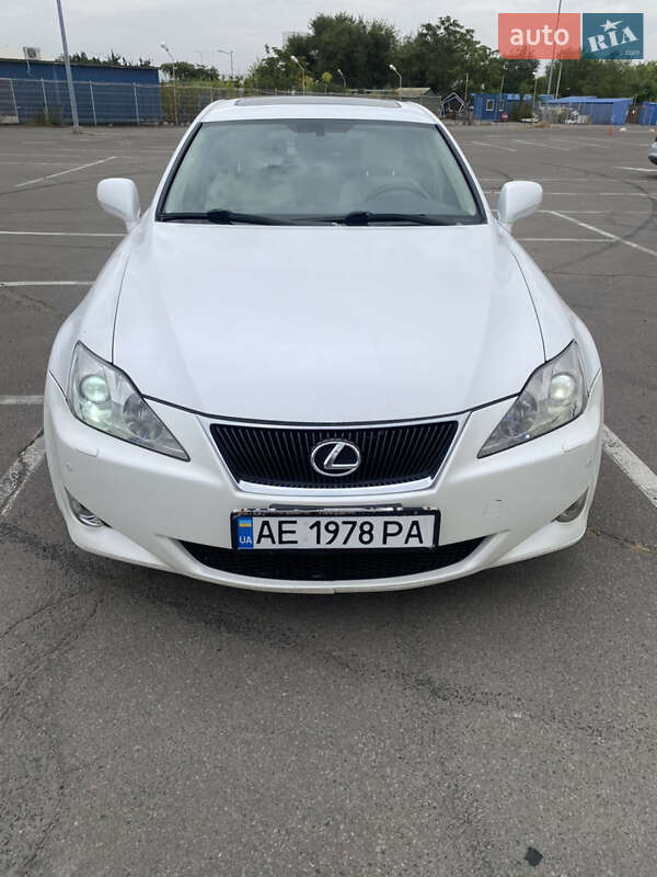 Lexus IS 2008