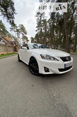 Седан Lexus IS 2012 в Киеве