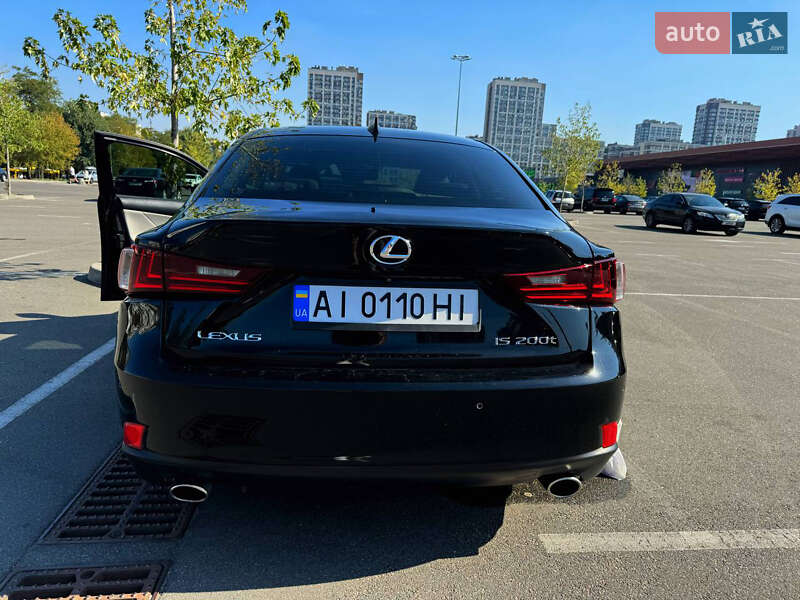 Седан Lexus IS 2016 в Киеве фото 7 Седан Lexus IS 2016 в Киеве