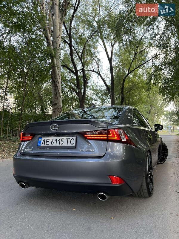 Седан Lexus IS 2014 в Каменском фото 10 Седан Lexus IS 2014 в Каменском