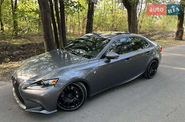 Седан Lexus IS 2014 в 