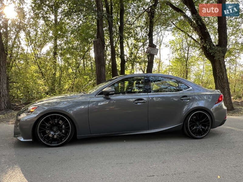 Седан Lexus IS 2014 в Каменском фото 27 Седан Lexus IS 2014 в Каменском