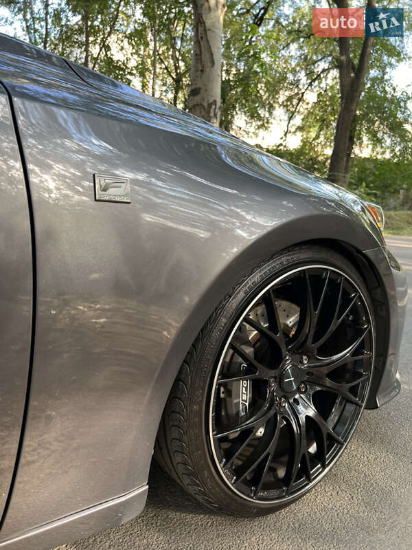 Седан Lexus IS 2014 в Каменском фото 35 Седан Lexus IS 2014 в Каменском