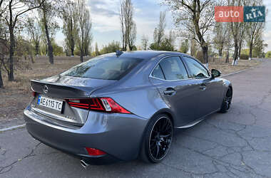 Седан Lexus IS 2014 в 