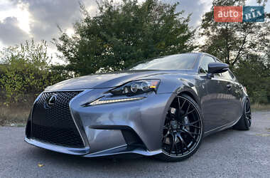 Седан Lexus IS 2014 в 