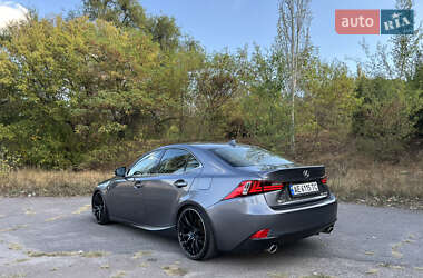 Седан Lexus IS 2014 в 