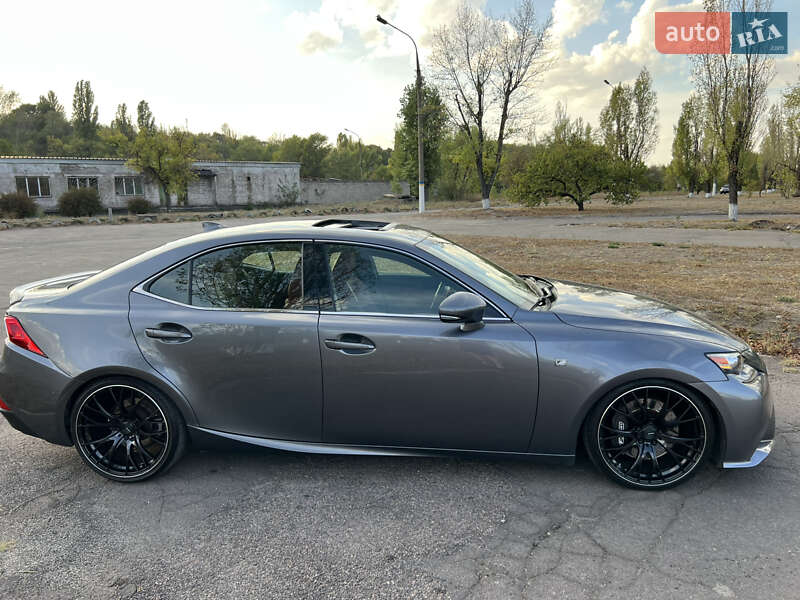 Седан Lexus IS 2014 в Каменском фото 164 Седан Lexus IS 2014 в Каменском