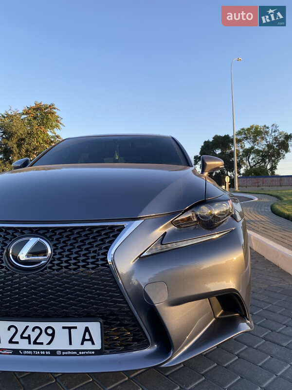 Седан Lexus IS 2013 в Одессе