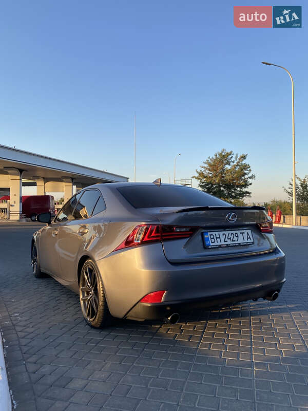 Седан Lexus IS 2013 в Одессе