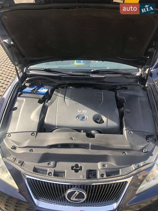 Седан Lexus IS 2007 в Харькове