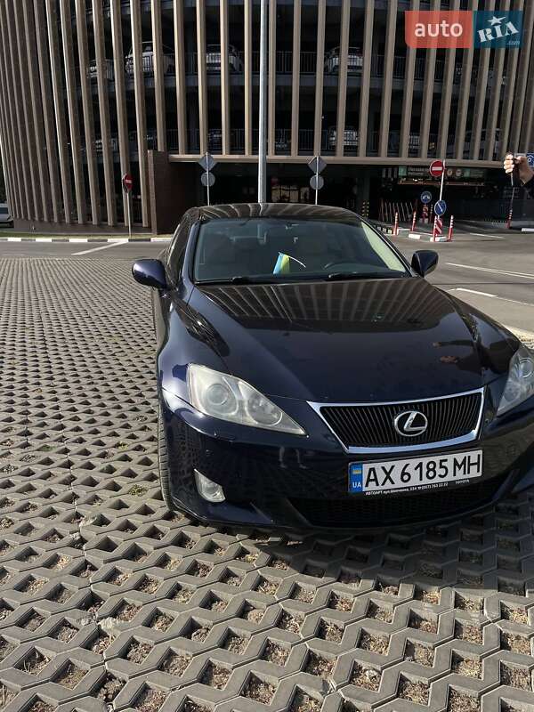 Lexus IS 2007