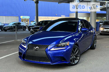 Седан Lexus IS 2014 в Киеве