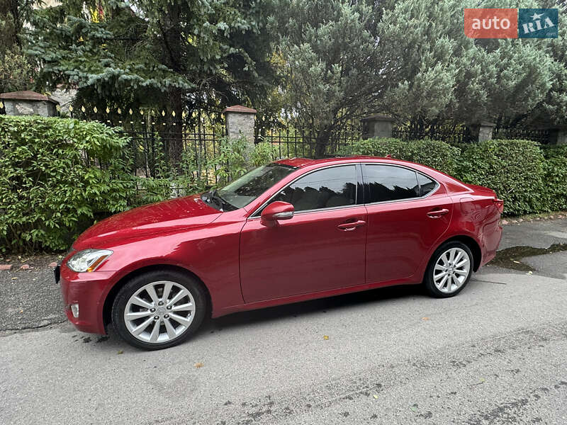 Седан Lexus IS 2010 в Киеве фото 18 Седан Lexus IS 2010 в Киеве