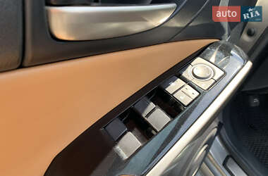 Седан Lexus IS 2018 в Одессе