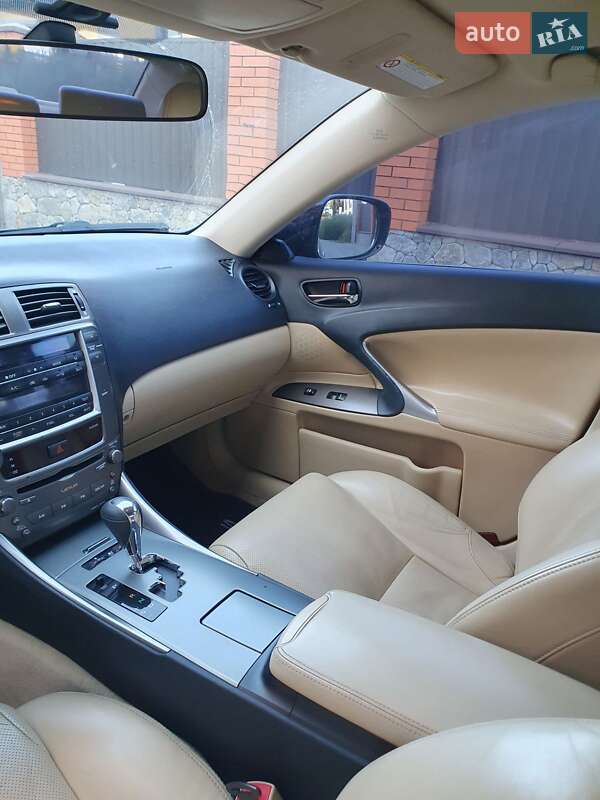 Седан Lexus IS 2007 в Вінниці