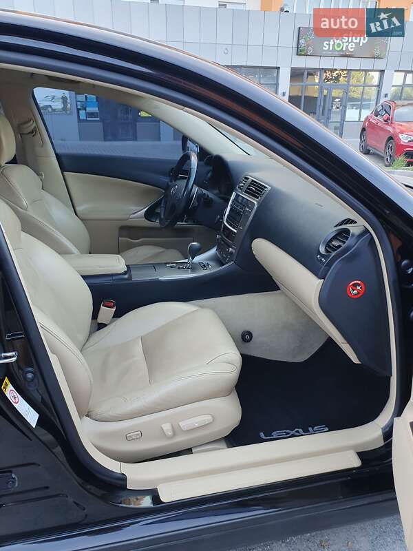 Седан Lexus IS 2007 в Вінниці