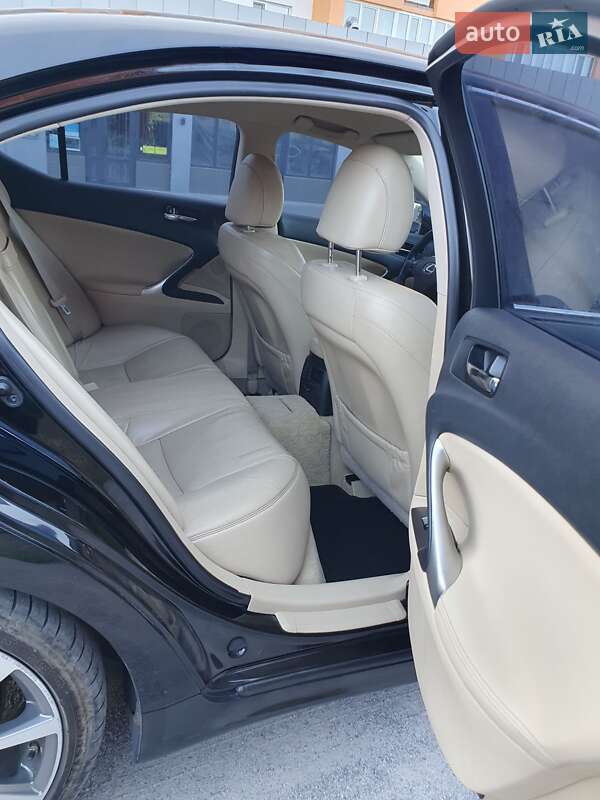 Седан Lexus IS 2007 в Вінниці