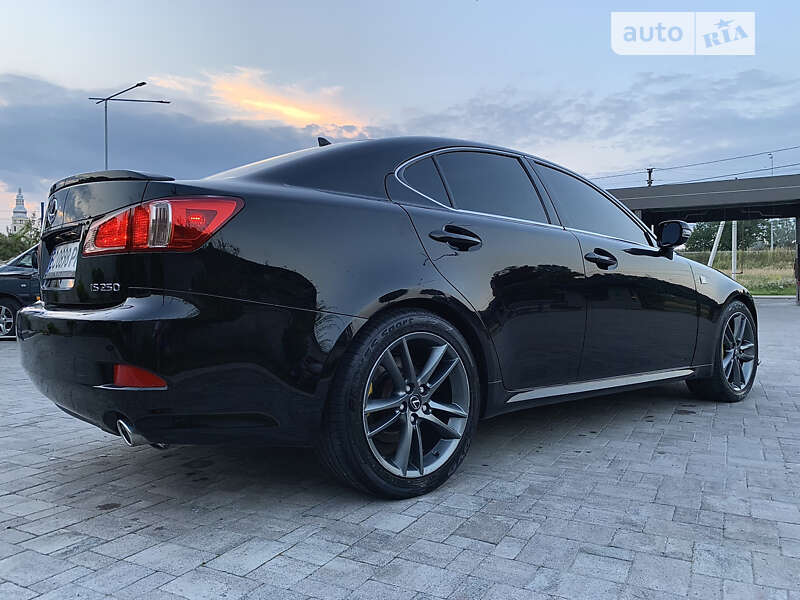 Седан Lexus IS 2012 в Львове фото 10 Седан Lexus IS 2012 в Львове