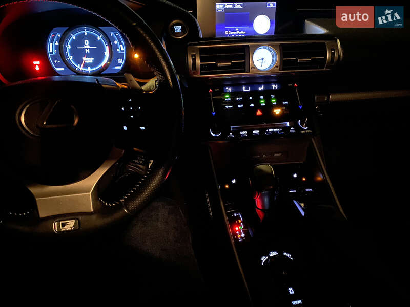Седан Lexus IS 2013 в Одессе