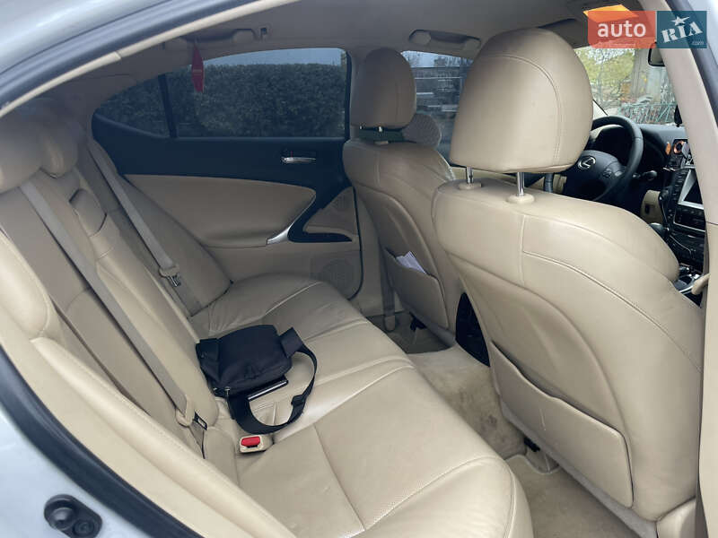 Седан Lexus IS 2006 в Харкові