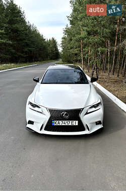 Седан Lexus IS 2014 в Киеве