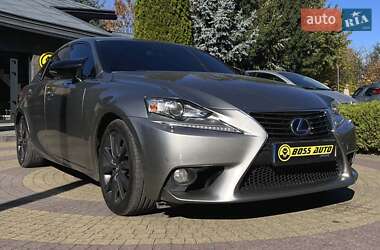 Седан Lexus IS 2014 в Львове