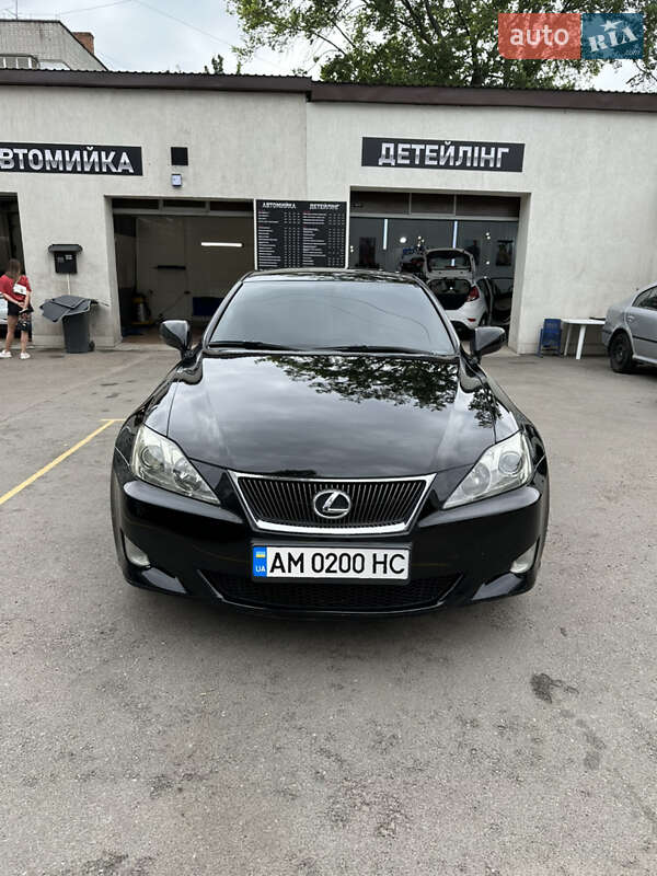 Седан Lexus IS 2009 в Киеве