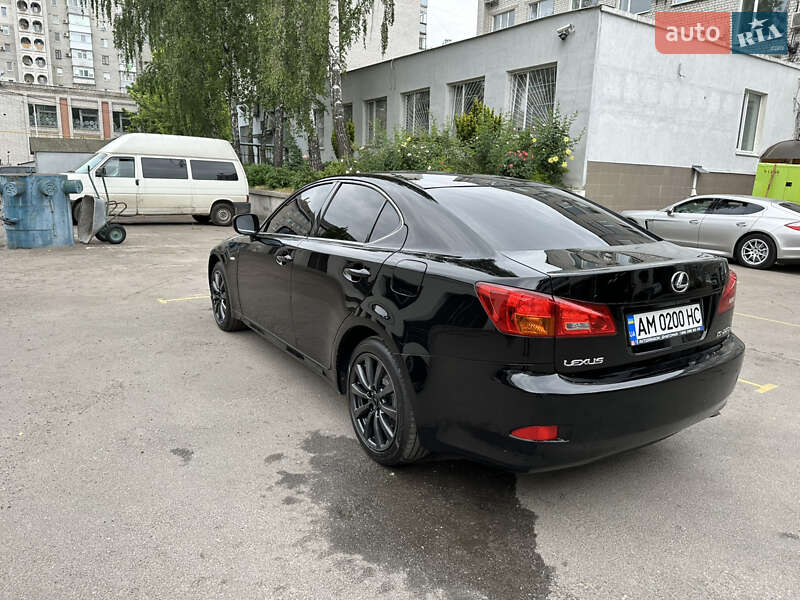 Седан Lexus IS 2009 в Киеве