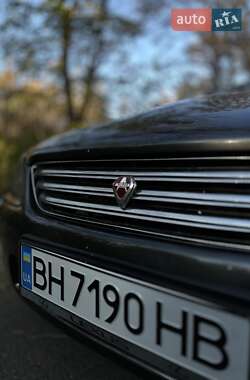 Седан Lexus IS 2000 в 