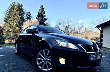 Седан Lexus IS 2010 в Тячеві